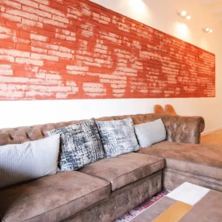 Eixample Modernista * ברצלונה